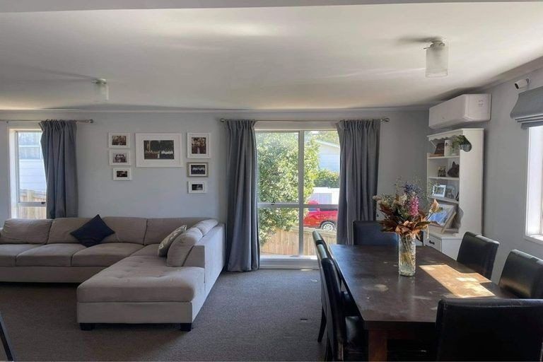 Photo of property in 24 Meilland Place, Glen Eden, Auckland, 0602