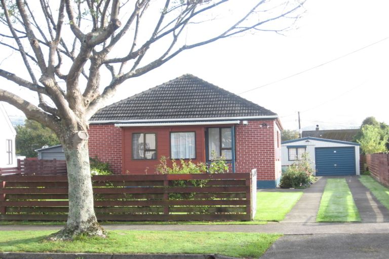 Photo of property in 12 Keys Street, Naenae, Lower Hutt, 5011