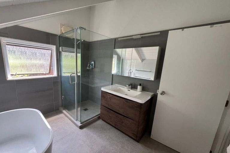 Photo of property in 2/81 Waipa Street, Birkenhead, Auckland, 0626