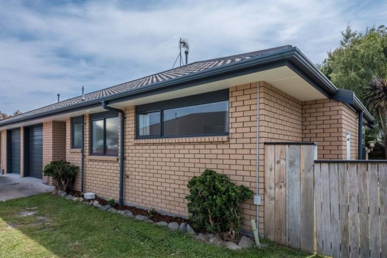 Photo of property in 45a Makarini Street, Paraparaumu, 5032