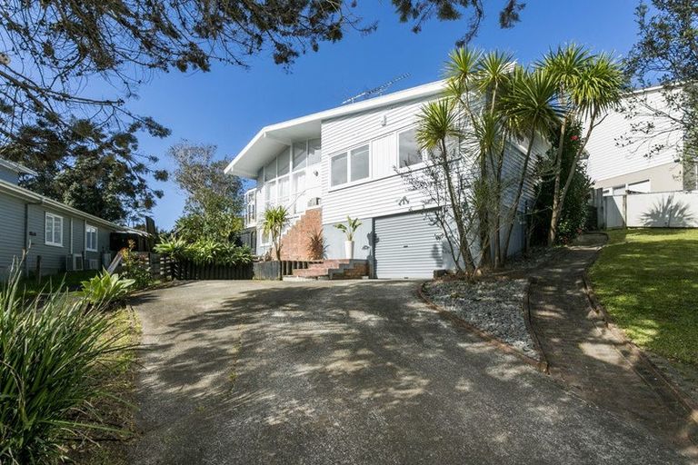Photo of property in 23 Lanigan Street, Birkdale, Auckland, 0626