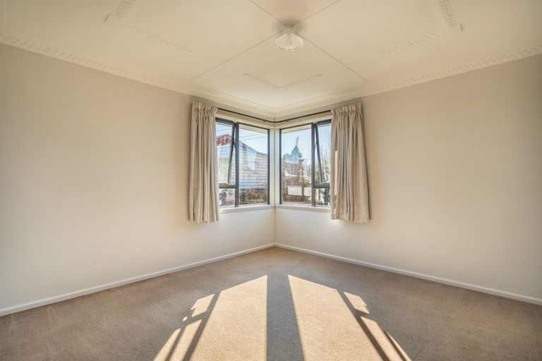 Photo of property in 27 Shakespeare Street, Milton, 9220