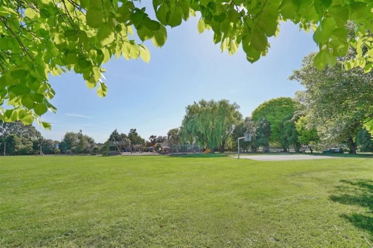 Photo of property in 141 Peverel Street, Riccarton, Christchurch, 8041