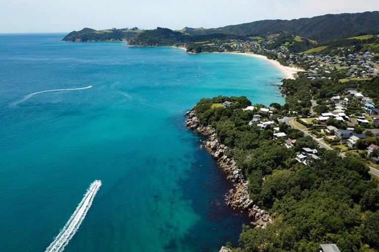 Photo of property in 1100 Cove Road, Langs Beach, 0582