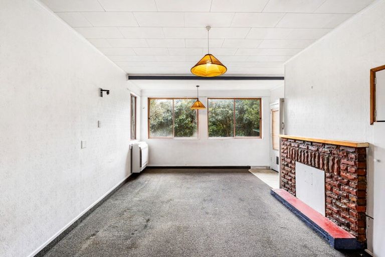 Photo of property in 65 Shakespeare Road, Bluff Hill, Napier, 4110