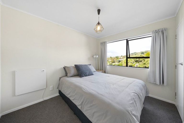 Photo of property in 19 Staithes Drive North, Whitby, Porirua, 5024