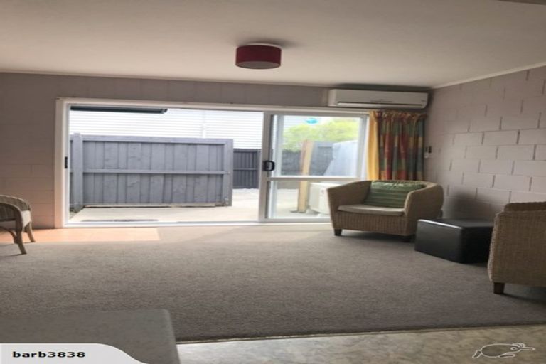 Photo of property in 2/546 Worcester Street, Linwood, Christchurch, 8011