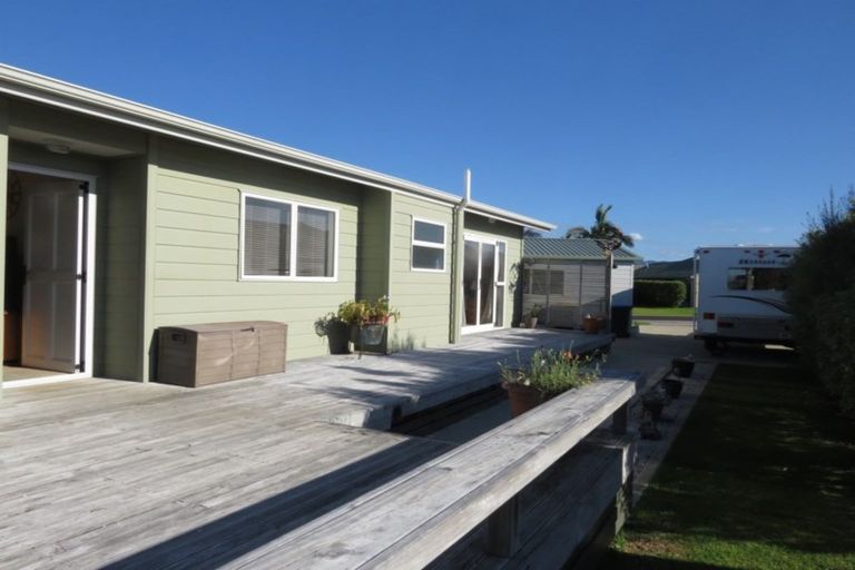 Photo of property in 3 Mayfair Close, Whitianga, 3510