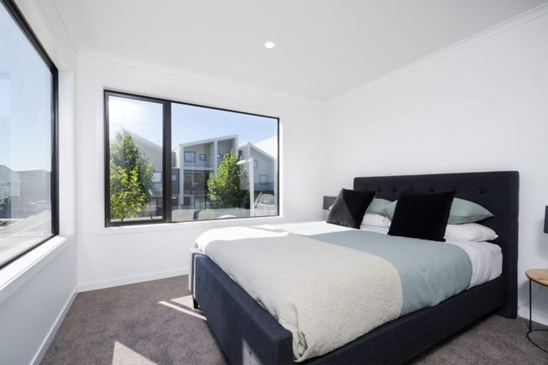 Photo of property in 93 Squadron Drive, Hobsonville, Auckland, 0616