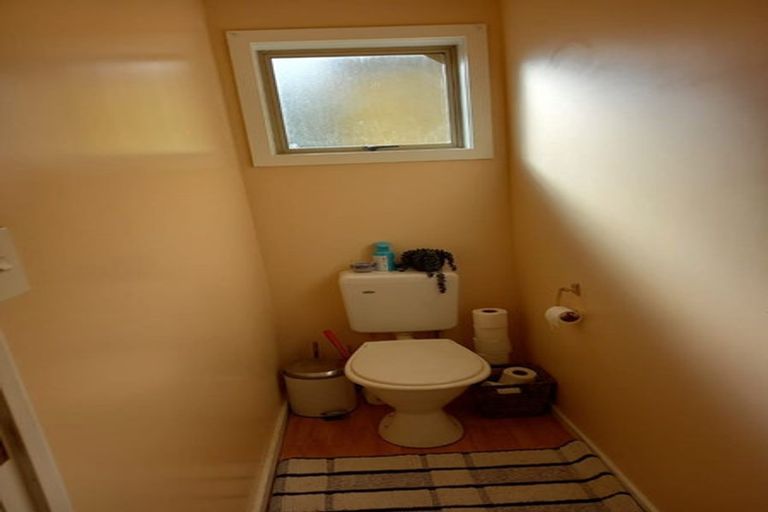 Photo of property in 241 Great North Road, Henderson, Auckland, 0612