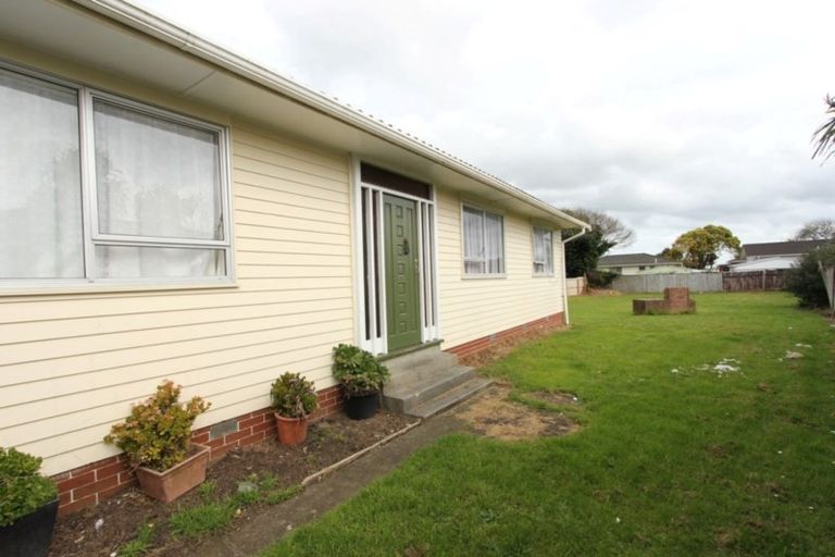 Photo of property in 87 Friedlanders Road, Manurewa, Auckland, 2102