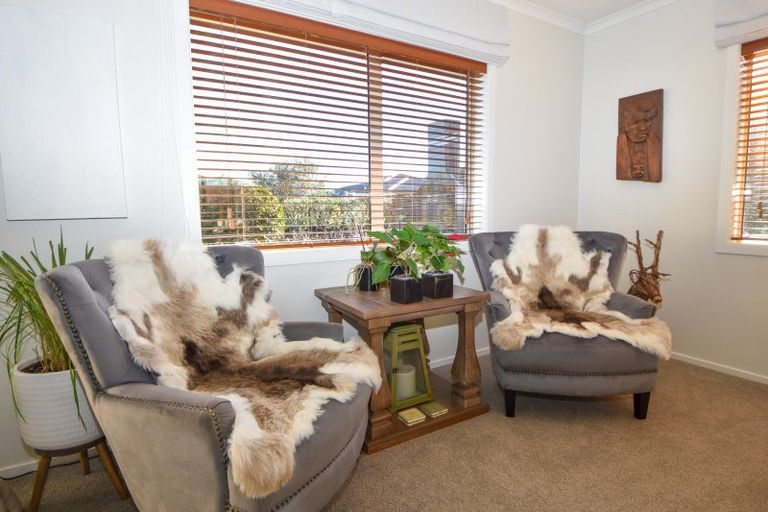 Photo of property in 50 Armstrong Avenue, Carterton, 5713