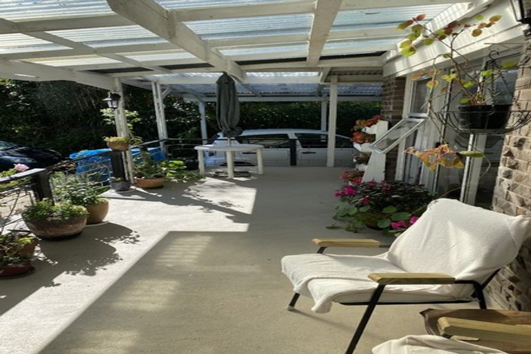 Photo of property in 5 Valley Road, Waiuku, 2123