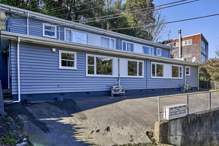 Photo of property in 24f1 Crieff Street, Northland, Wellington, 6012