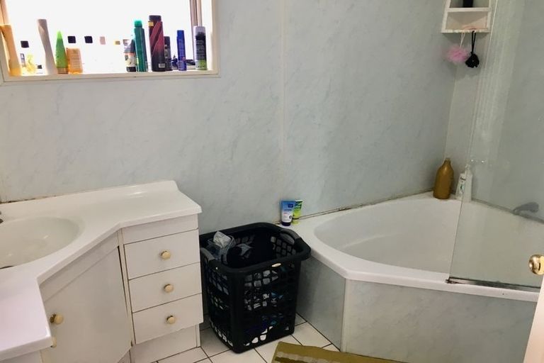 Photo of property in 23 Matthews Road, Flat Bush, Auckland, 2019