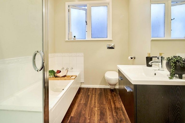 Photo of property in 14 Flers Street, Karori, Wellington, 6012