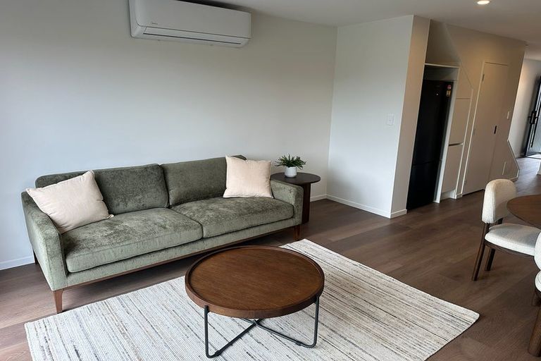 Photo of property in 8/4 Limestone Drive, Hobsonville, Auckland, 0616