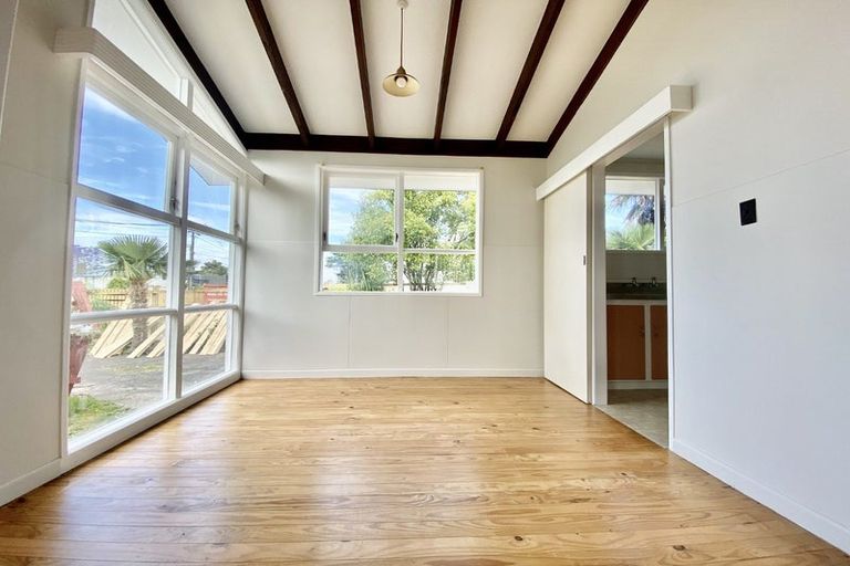 Photo of property in 12 Gardiner Grove, Mangere East, Auckland, 2024
