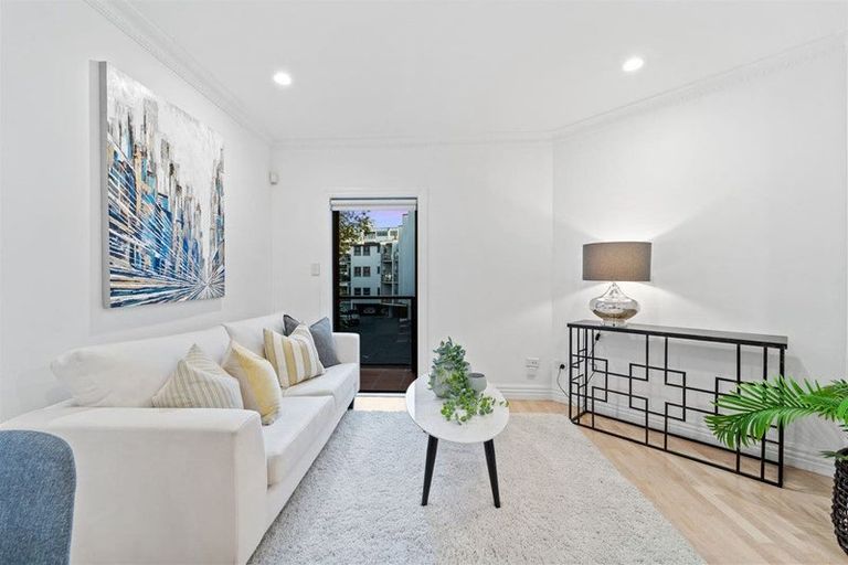 Photo of property in 13/177 Hurstmere Road, Takapuna, Auckland, 0622
