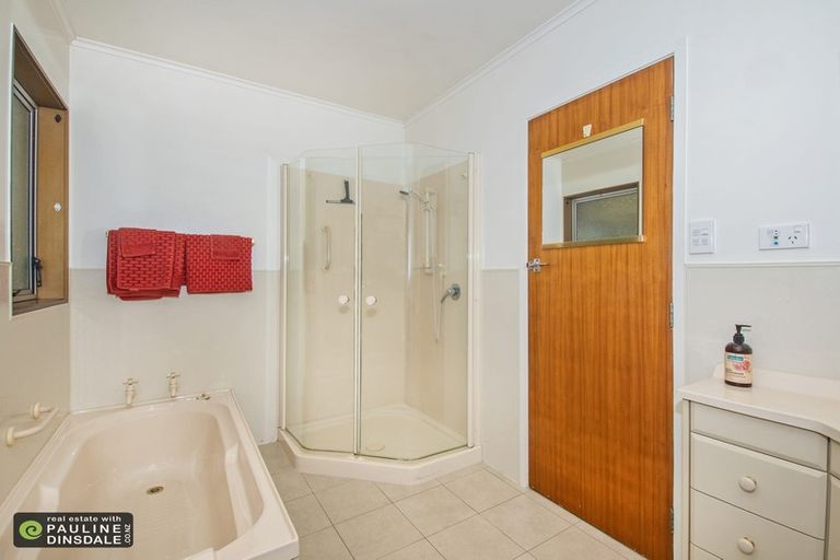 Photo of property in 18 Tait Street, Te Kamo, Whangarei, 0112