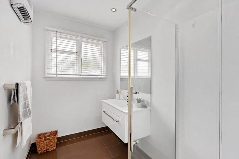 Photo of property in 225 Knowles Street, St Albans, Christchurch, 8052
