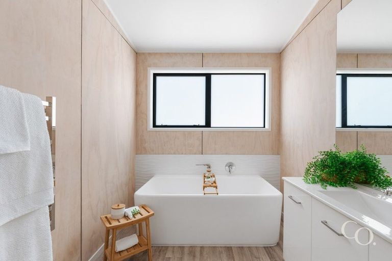 Photo of property in 79 Kaitemako Road, Welcome Bay, Tauranga, 3112