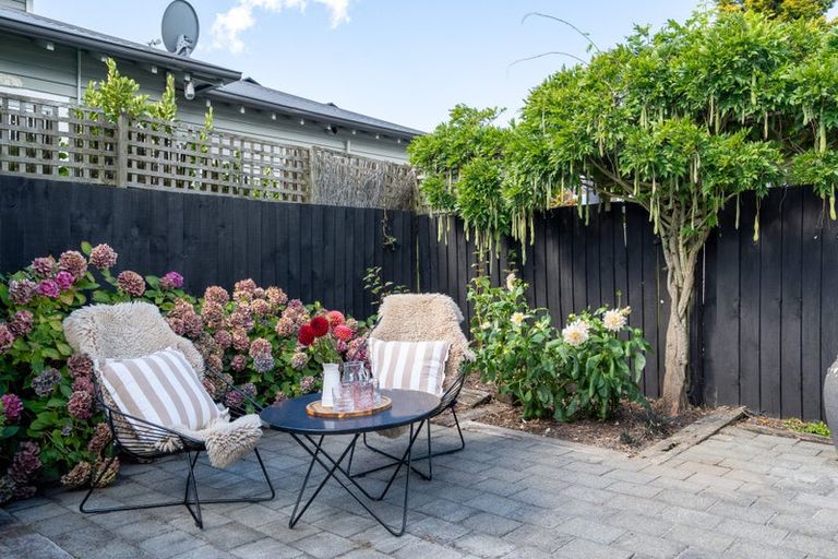 Photo of property in 1/6 Saint Martins Road, Saint Martins, Christchurch, 8022