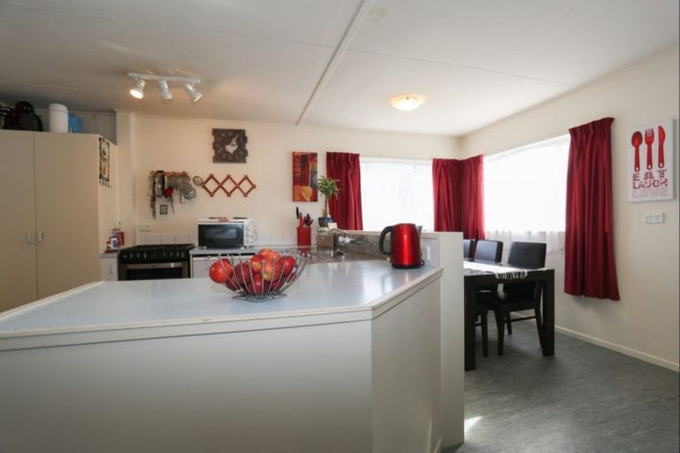 Photo of property in 8c Goddard Lane, Havelock North, 4130
