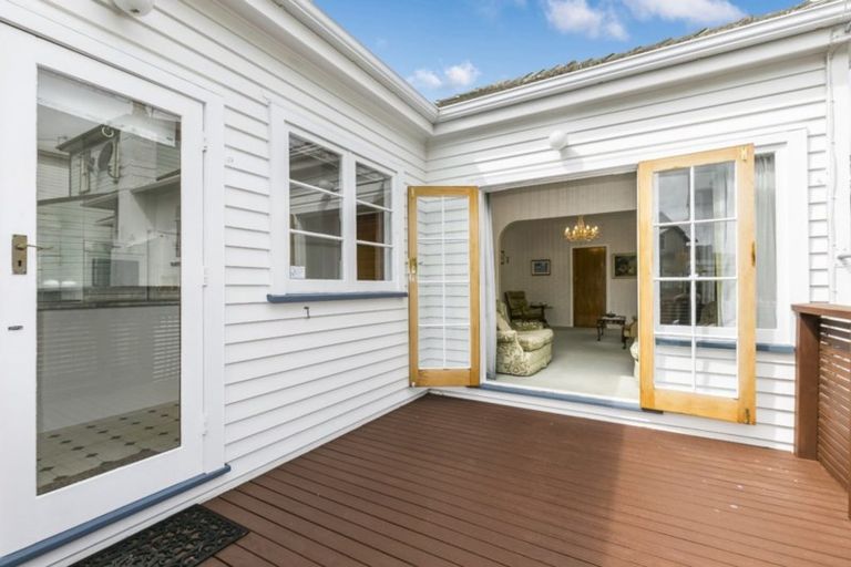 Photo of property in 12 Colombo Street, Newtown, Wellington, 6021