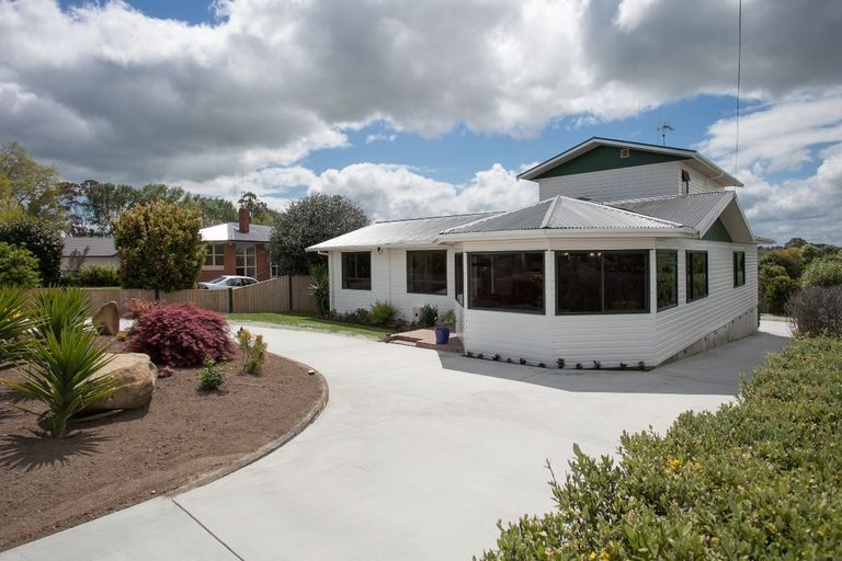 Photo of property in 16 Pirongia Road, Te Awamutu, 3800