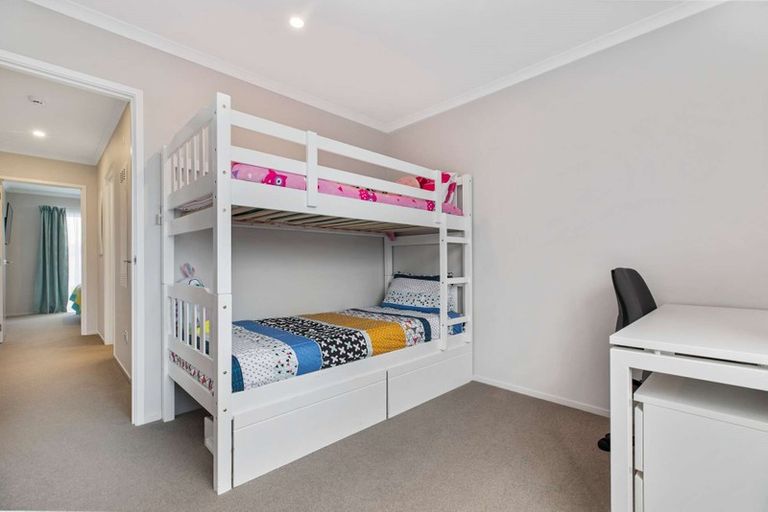 Photo of property in 20 Spotted Dove Road, Hobsonville, Auckland, 0616