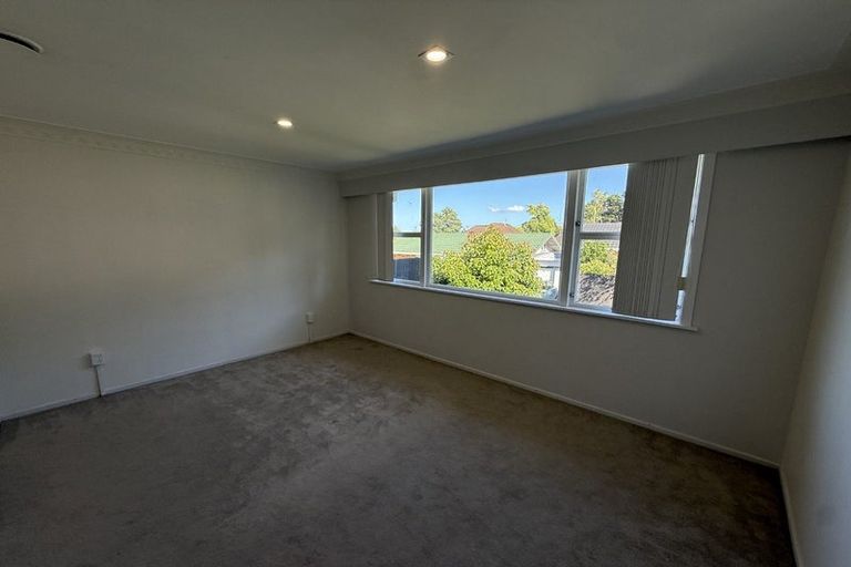 Photo of property in 3/142a Great South Road, Manurewa, Auckland, 2102