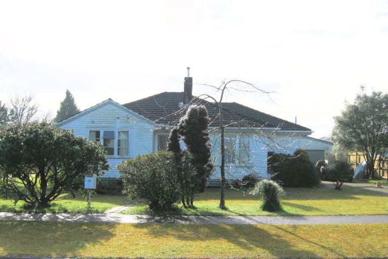 Photo of property in 23 Pollen Crescent, Melville, Hamilton, 3206