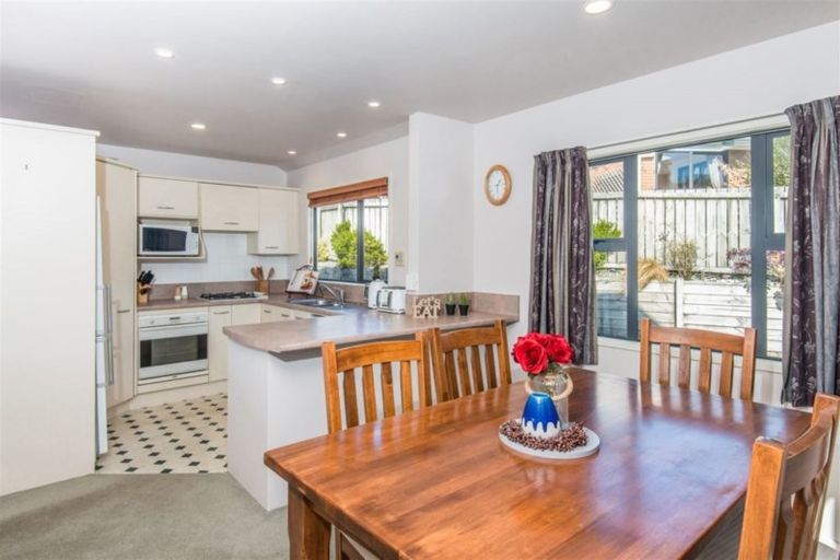 Photo of property in 31 Bathgate Street, Johnsonville, Wellington, 6037