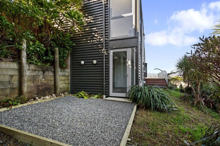 Photo of property in 13 Bella Vista, Melrose, Wellington, 6023