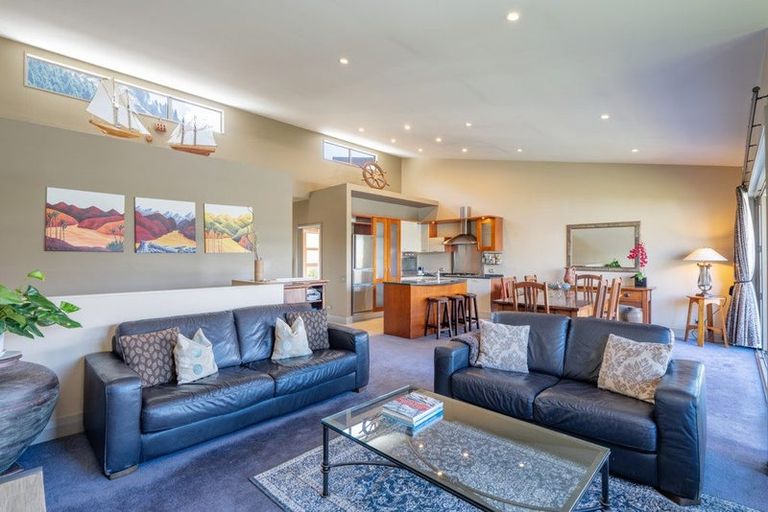 Photo of property in Lake Street Apartments, 10/8 Lake Street, Queenstown, 9300