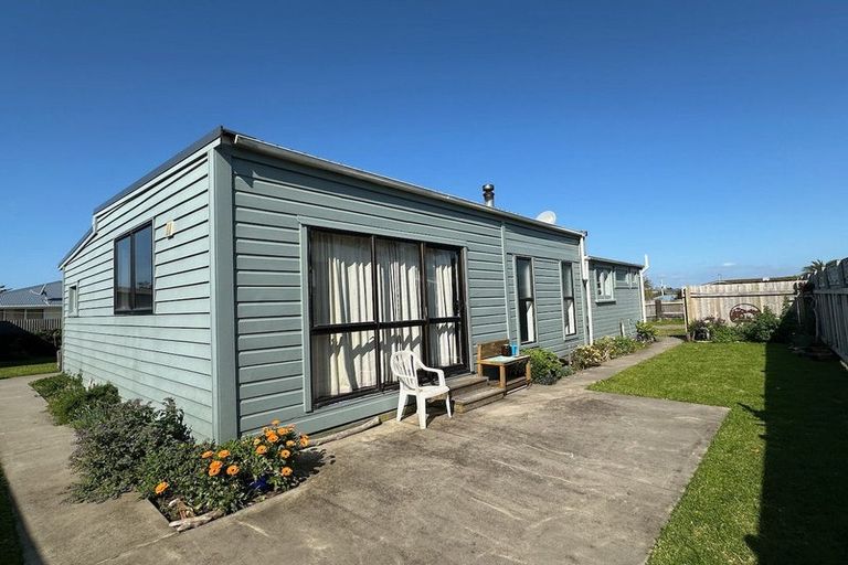 Photo of property in 104 Centennial Avenue, Waitara, 4320