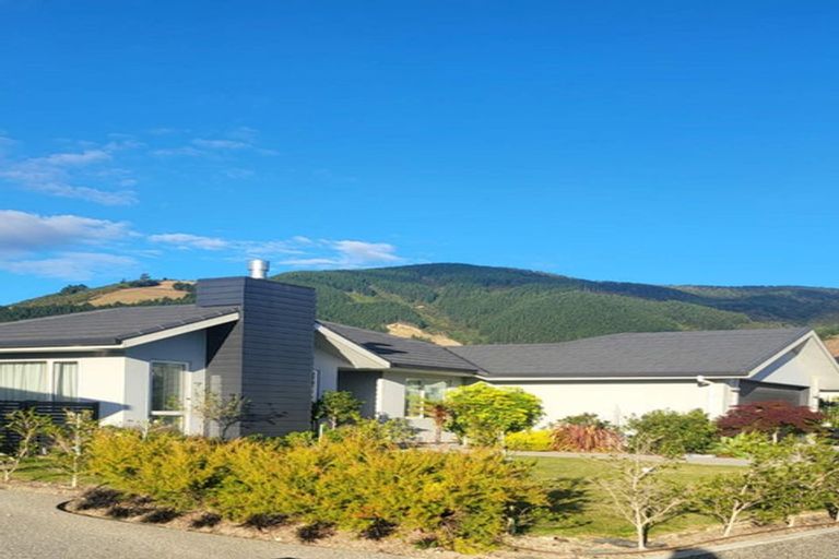 Photo of property in 16b Huntaway Close, Stoke, Nelson, 7011