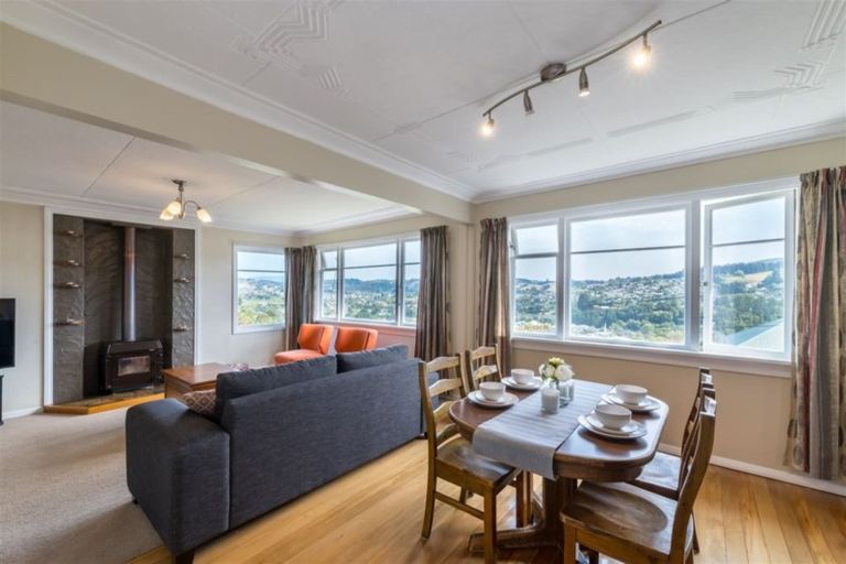 Photo of property in 2a Church Hill Road, Green Island, Dunedin, 9018