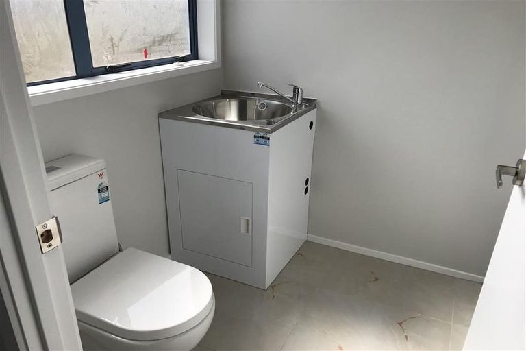 Photo of property in 2 Marr Road, Manurewa, Auckland, 2102