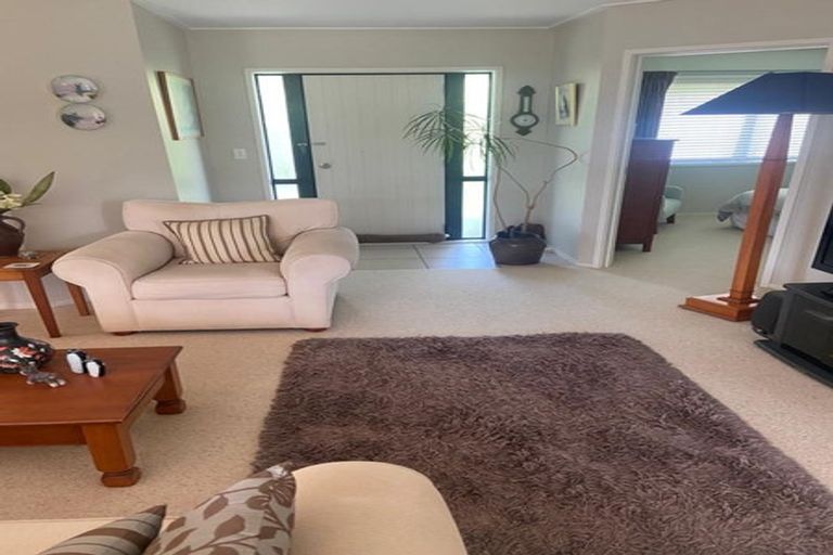Photo of property in 1b Tudor Grove, Whitianga, 3510