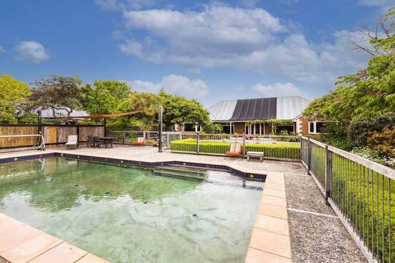 Photo of property in 3 Fairview Briars, Rangiora, 7400