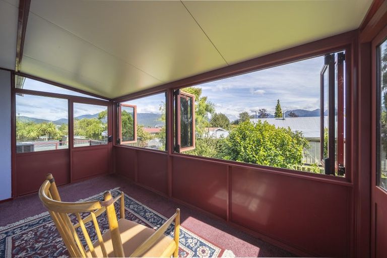 Photo of property in 25 Mackinnon Loop, Te Anau, 9600