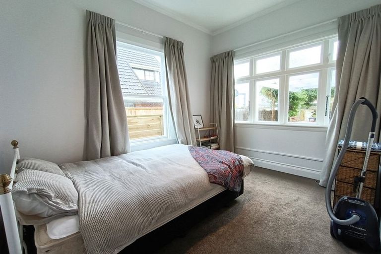 Photo of property in 17 Rossiter Avenue, Waterloo, Lower Hutt, 5011