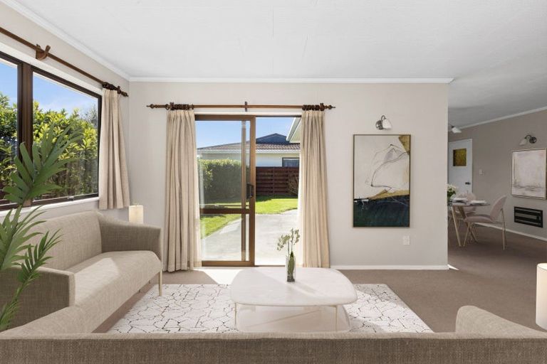 Photo of property in 30a Donegal Crescent, Tamatea, Napier, 4112