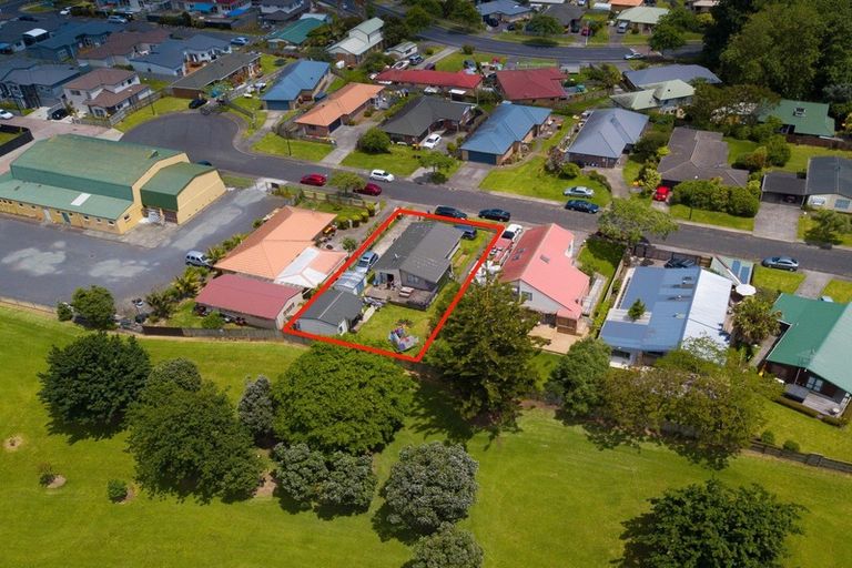 Photo of property in 24 Freda Place, Favona, Auckland, 2024
