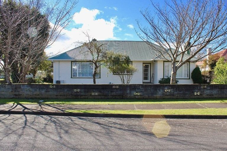 Photo of property in 27 Dorset Street, Levin, 5510