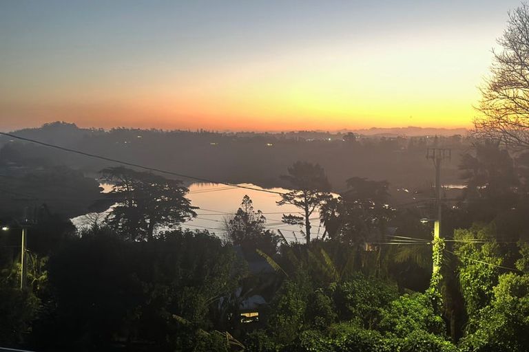 Photo of property in 6 Poplar Road, Stanmore Bay, Whangaparaoa, 0932