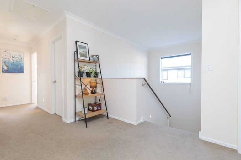 Photo of property in 33 Rochdale Drive, Churton Park, Wellington, 6037