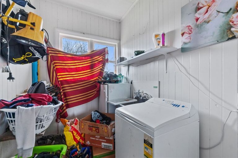 Photo of property in 112 Peverel Street, Riccarton, Christchurch, 8041